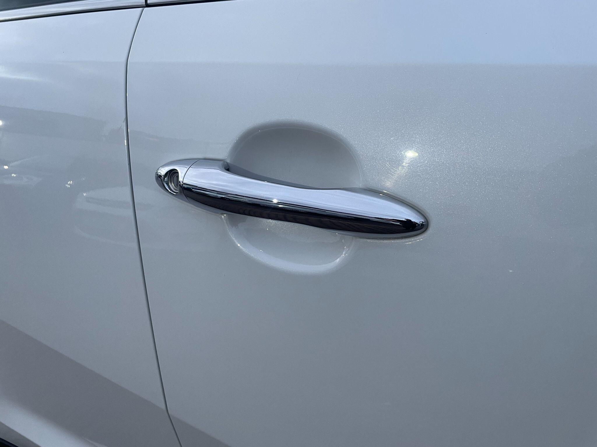 Kia Sportage 1.7 CRDi EcoDynamics 3 2WD Euro 5 (s/s) 5dr 5dr Manual 2014