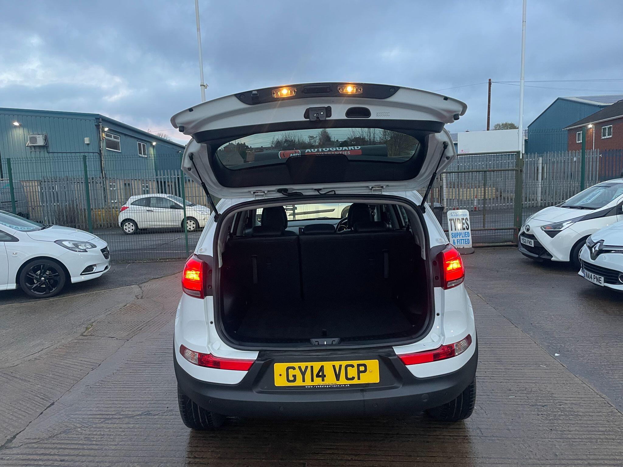 Kia Sportage 1.7 CRDi EcoDynamics 3 2WD Euro 5 (s/s) 5dr 5dr Manual 2014