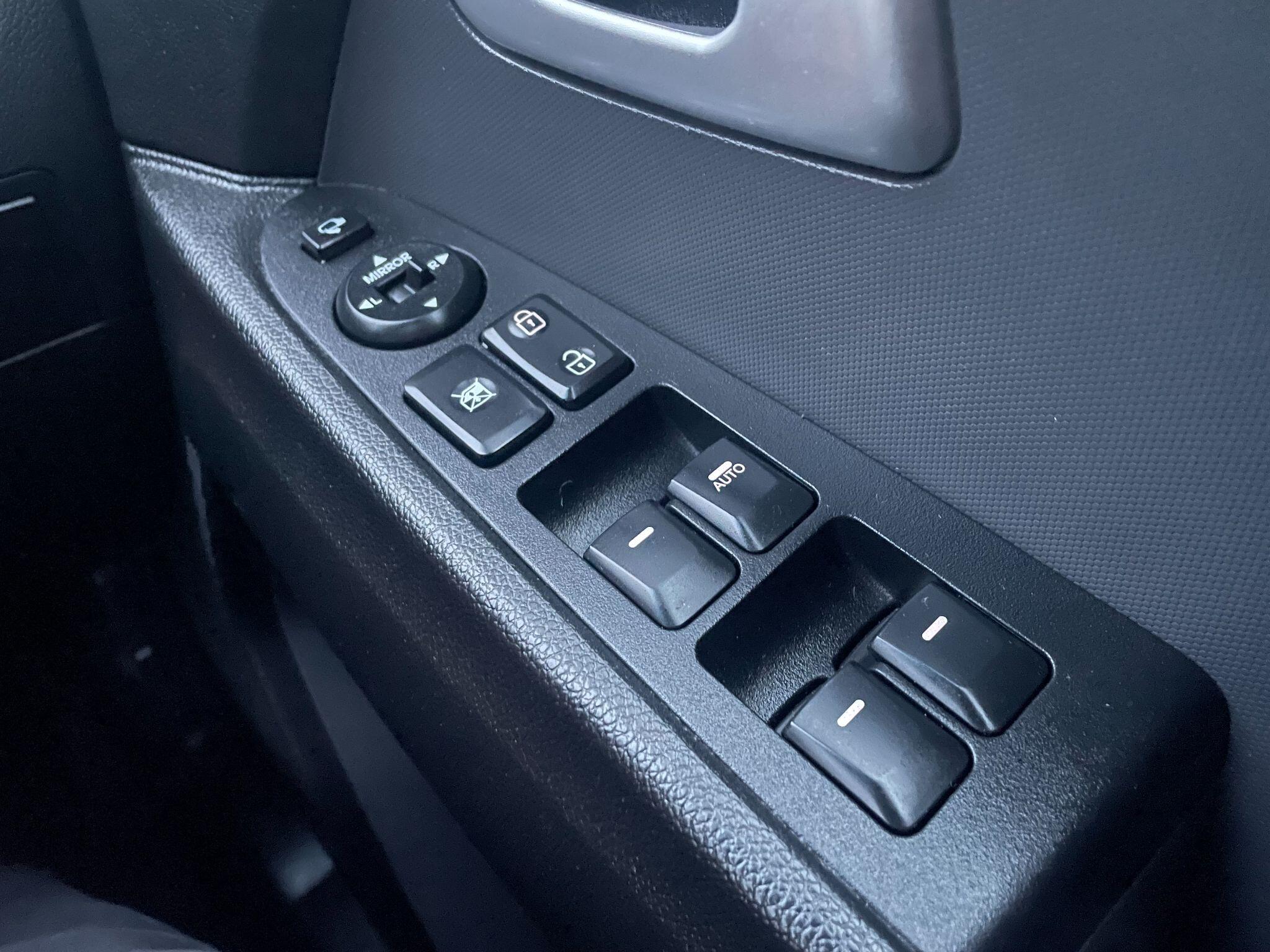 Kia Sportage 1.7 CRDi EcoDynamics 3 2WD Euro 5 (s/s) 5dr 5dr Manual 2014