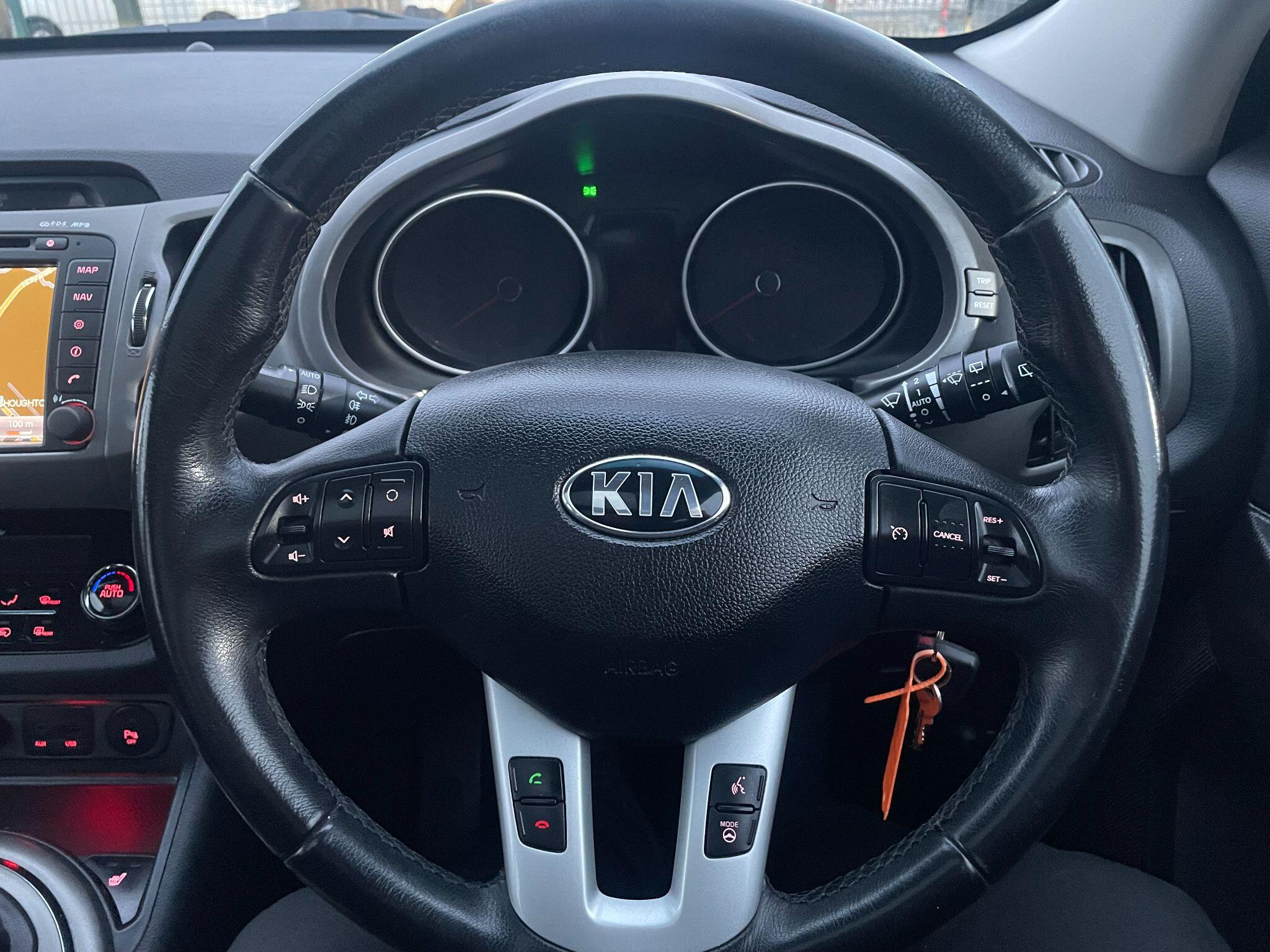 Kia Sportage 1.7 CRDi EcoDynamics 3 2WD Euro 5 (s/s) 5dr 5dr Manual 2014