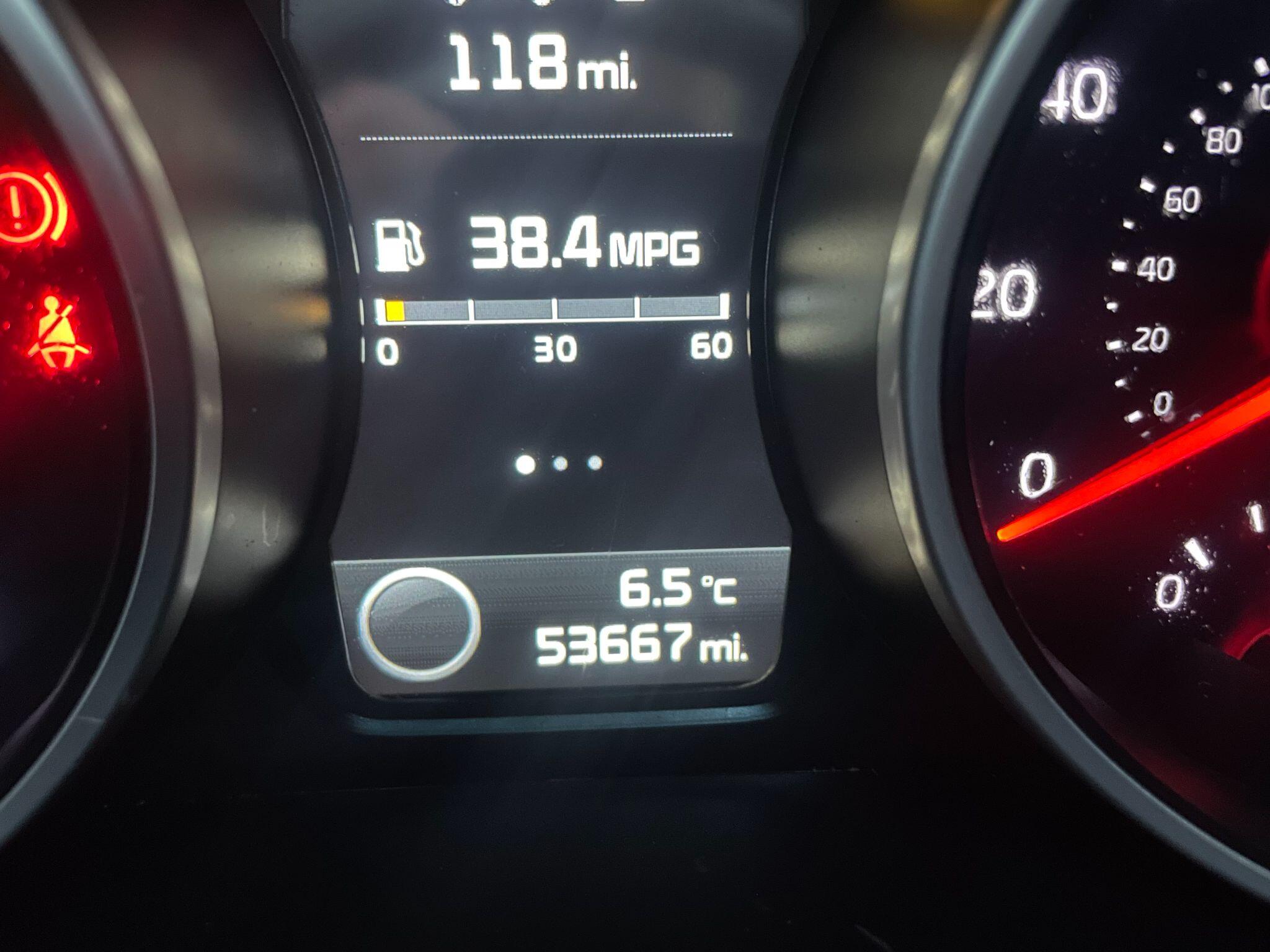 Kia Sportage 1.7 CRDi EcoDynamics 3 2WD Euro 5 (s/s) 5dr 5dr Manual 2014