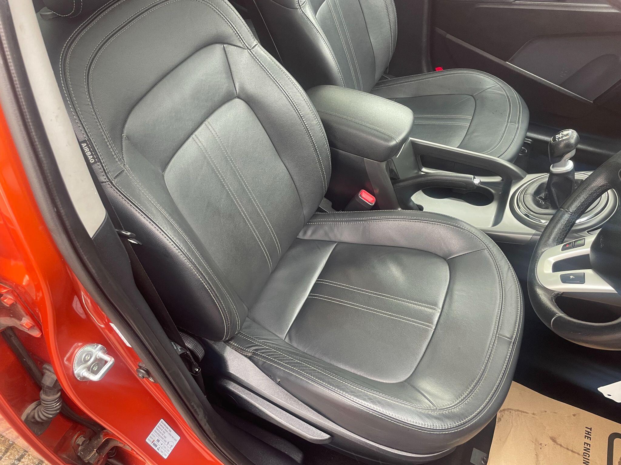 Kia Sportage 2.0 CRDi KX-3 AWD Euro 5 5dr 5dr Manual 2012