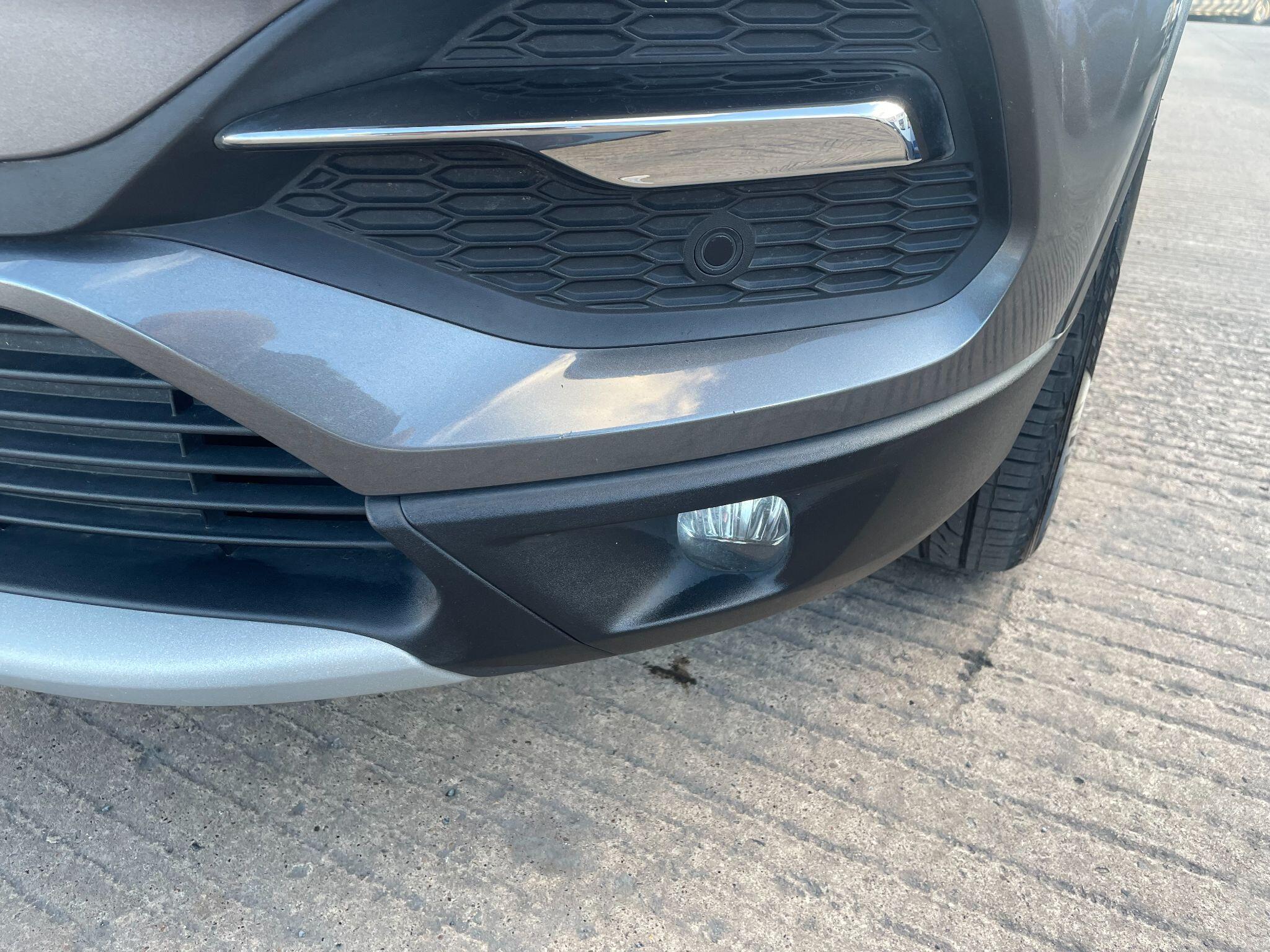 Vauxhall Grandland X 1.2 Turbo Sport Nav Euro 6 (s/s) 5dr 5dr Manual 2019