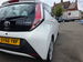 Toyota Aygo 1.0 VVT-i x-play Hatchback 5dr Petrol Manual Euro 6 (68 ps) 5dr Manual 2016