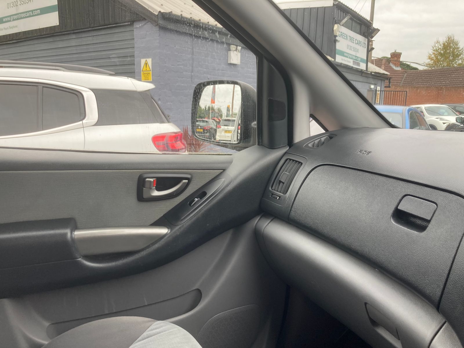 Hyundai I800 2.5 CRDi Style MPV 5dr Diesel Manual Euro 5 (136 ps) 5dr Manual 2014