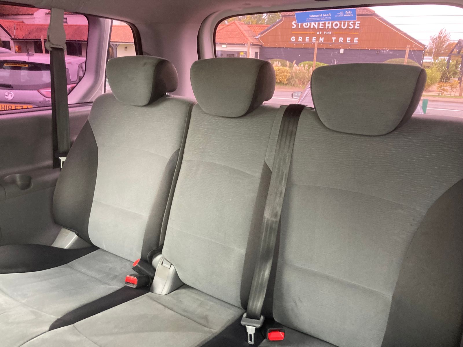 Hyundai I800 2.5 CRDi Style MPV 5dr Diesel Manual Euro 5 (136 ps) 5dr Manual 2014