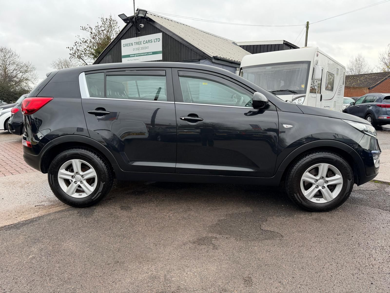 Kia Sportage 1.7 CRDi EcoDynamics 1 SUV 5dr Diesel Manual 2WD Euro 6 (s/s) (114 bhp) 5dr Manual 2015