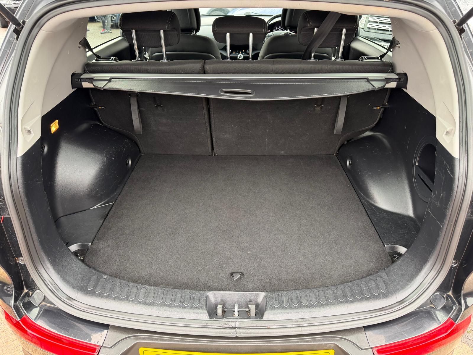 Kia Sportage 1.7 CRDi EcoDynamics 1 SUV 5dr Diesel Manual 2WD Euro 6 (s/s) (114 bhp) 5dr Manual 2015