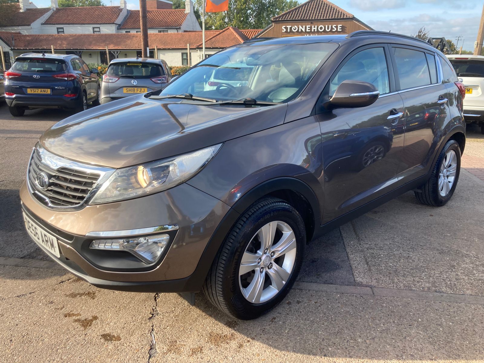 Kia Sportage 1.7 CRDi EcoDynamics 2 SUV 5dr Diesel Manual 2WD Euro 5 (s/s) (114 bhp) 5dr Manual 2012