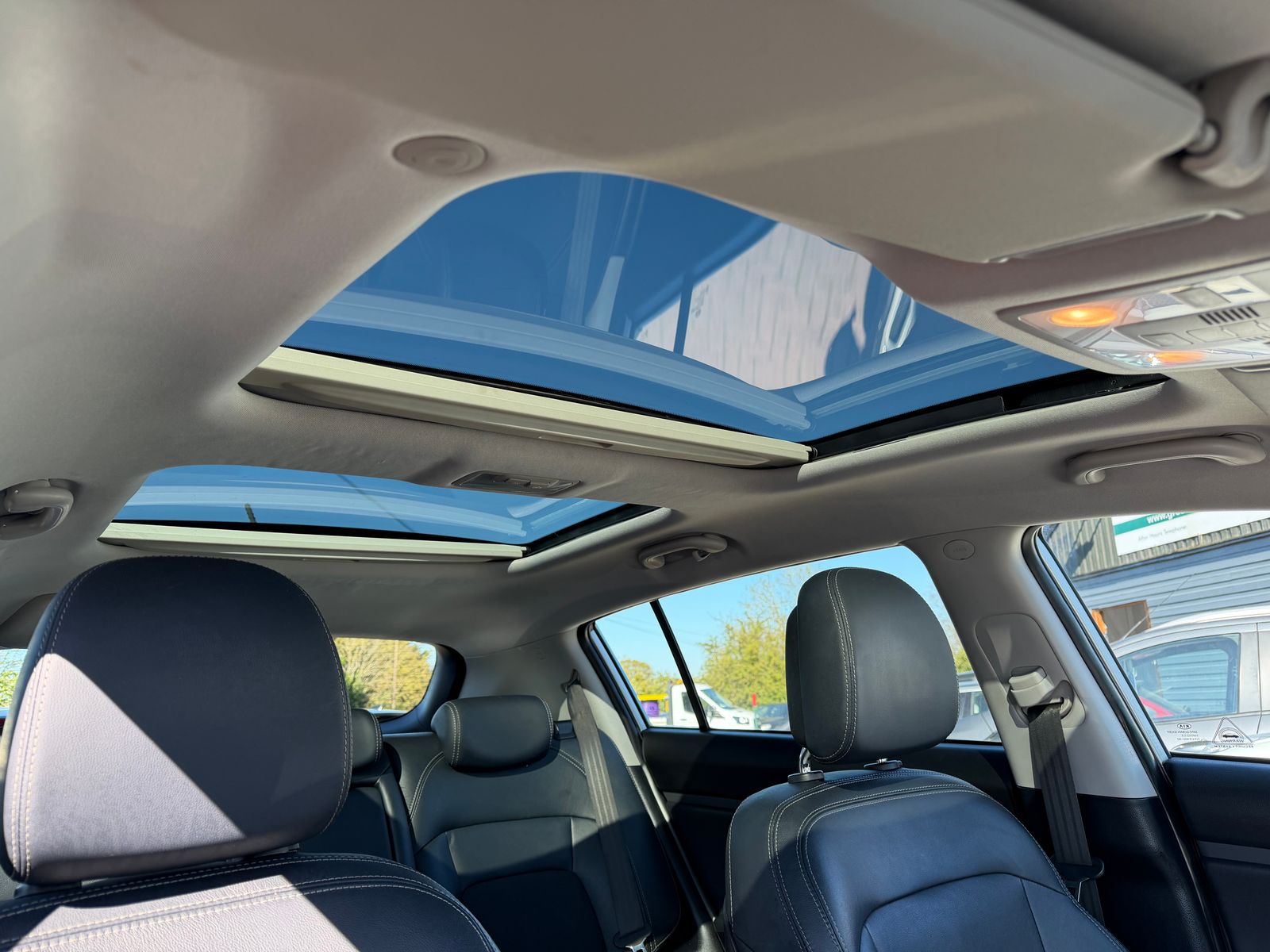 Kia Sportage 1.7 CRDi EcoDynamics 2 SUV 5dr Diesel Manual 2WD Euro 6 (s/s) (114 bhp) 5dr Manual 2015