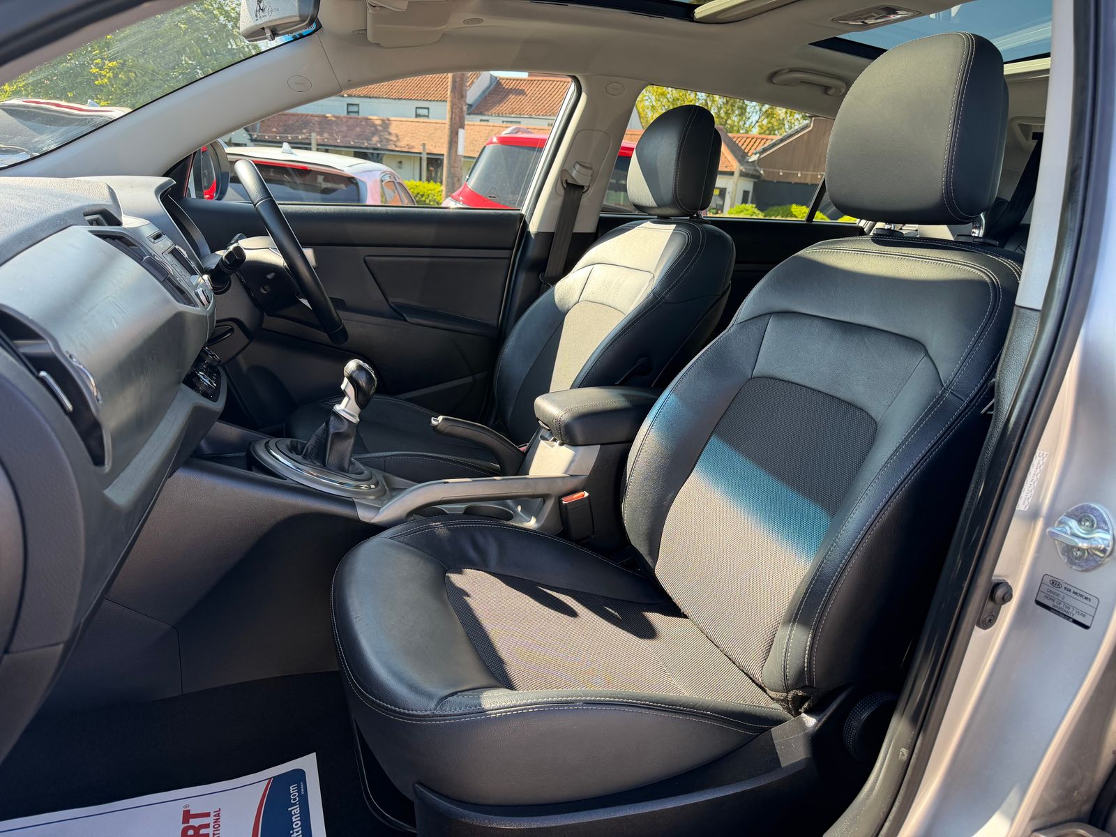 Kia Sportage 1.7 CRDi EcoDynamics 2 SUV 5dr Diesel Manual 2WD Euro 6 (s/s) (114 bhp) 5dr Manual 2015