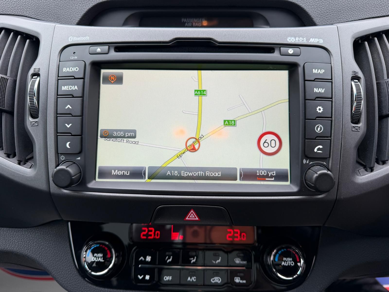 Kia Sportage 1.7 CRDi EcoDynamics 3 SUV 5dr Diesel Manual 2WD Euro 5 (s/s) (114 bhp) 5dr Manual 2012