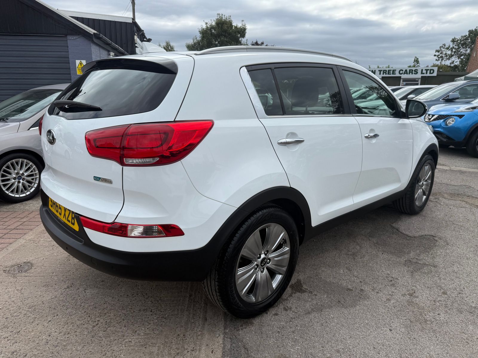 Kia Sportage 1.7 CRDi EcoDynamics 3 SUV 5dr Diesel Manual 2WD Euro 6 (s/s) (114 bhp) 5dr Manual 2015
