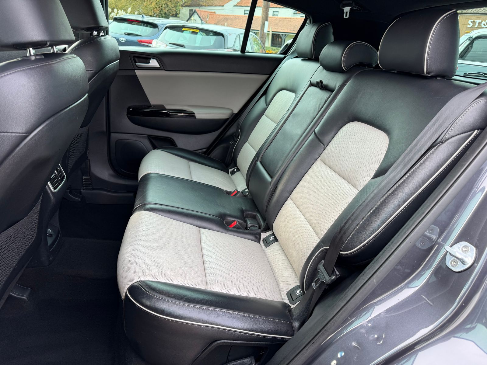 Kia Sportage 2.0 CRDi GT-Line SUV 5dr Diesel Auto AWD Euro 6 (134 bhp) 5dr Automatic 2017