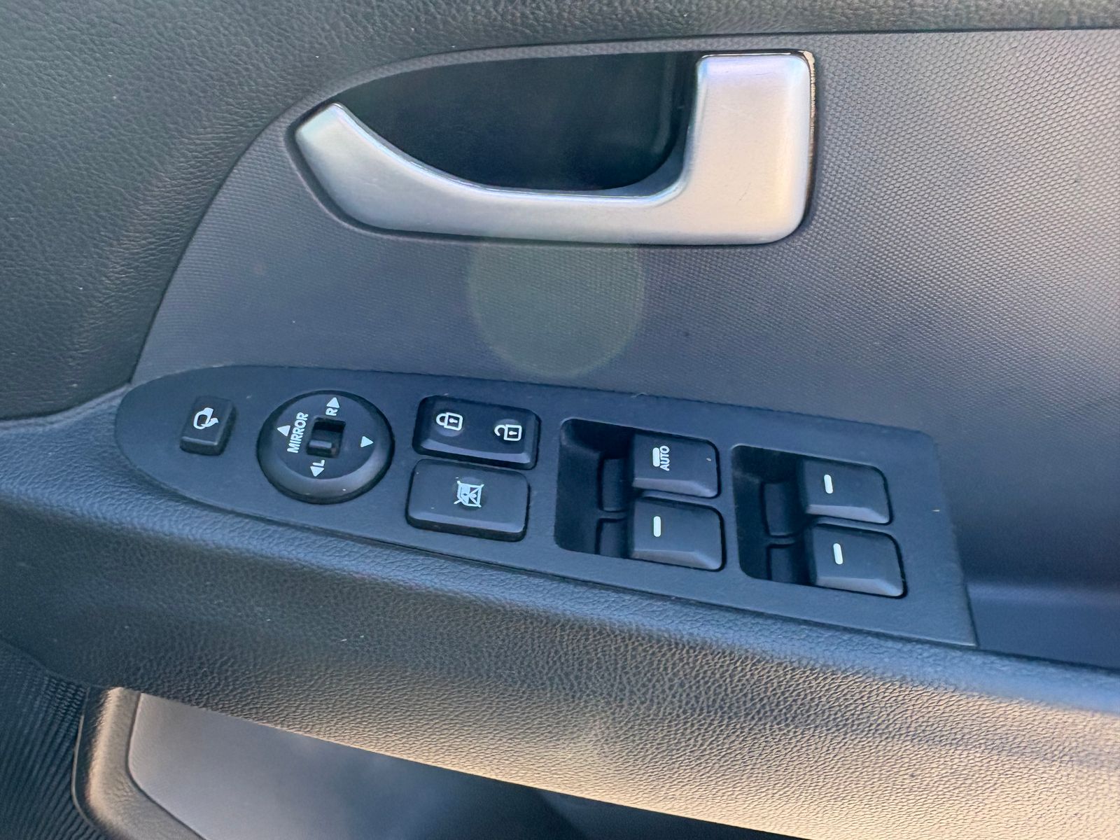 Kia Sportage 2.0 CRDi KX-2 SUV 5dr Diesel Auto AWD Euro 5 (134 bhp) 5dr Automatic 2014