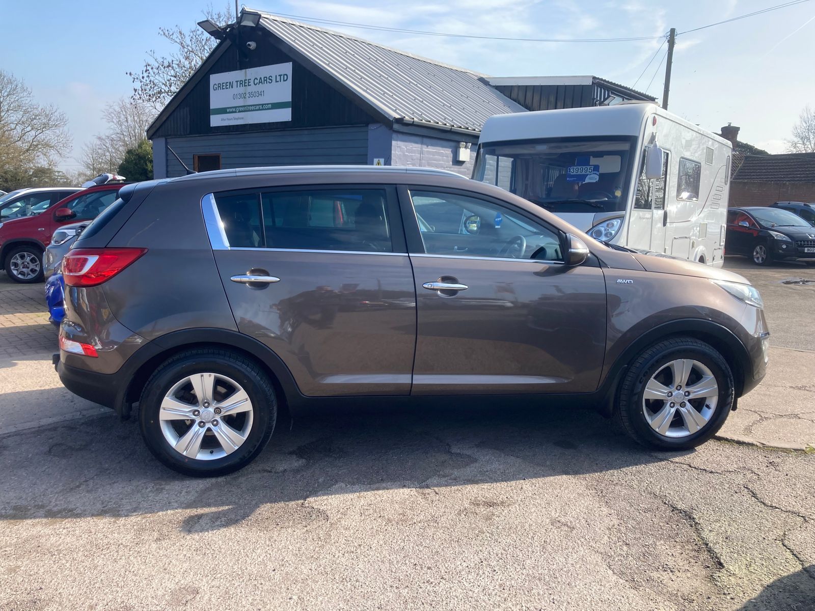 Kia Sportage 2.0 CRDi KX-2 SUV 5dr Diesel Manual AWD Euro 5 (134 bhp) 5dr Manual 2013