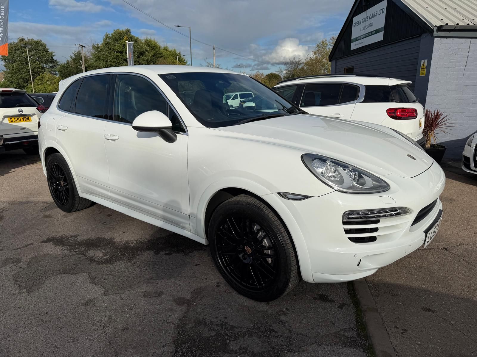 Porsche Cayenne 3.0 TD V6 SUV 5dr Diesel Tiptronic 4WD Euro 5 (s/s) (240 ps) 5dr Automatic 2012