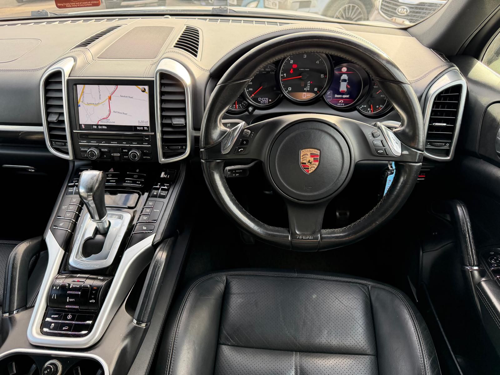 Porsche Cayenne 3.0 TD V6 SUV 5dr Diesel Tiptronic 4WD Euro 5 (s/s) (240 ps) 5dr Automatic 2012