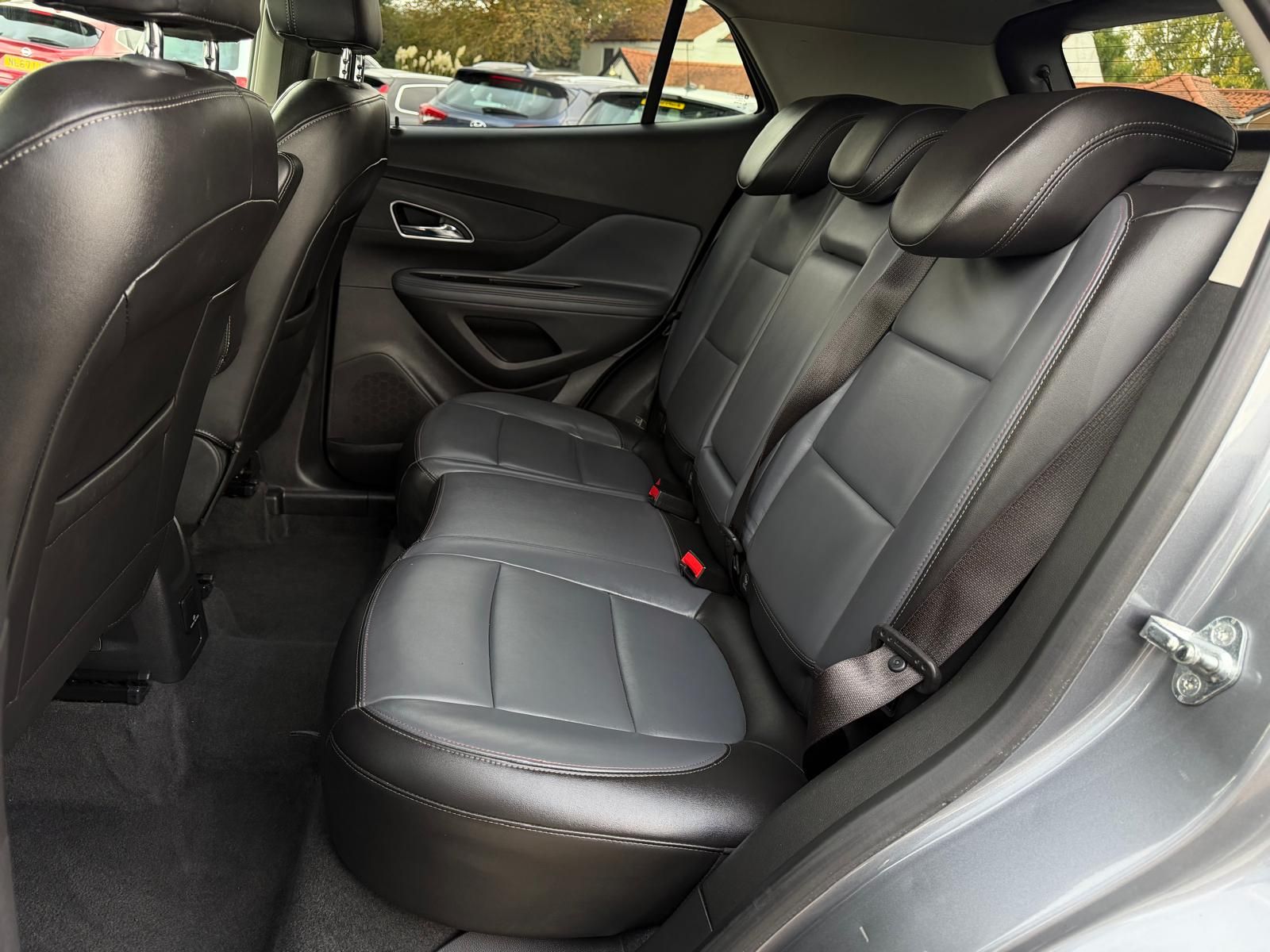 Vauxhall Mokka 1.6 SE SUV 5dr Petrol Manual 2WD Euro 5 (s/s) (115 ps) 5dr Manual 2014