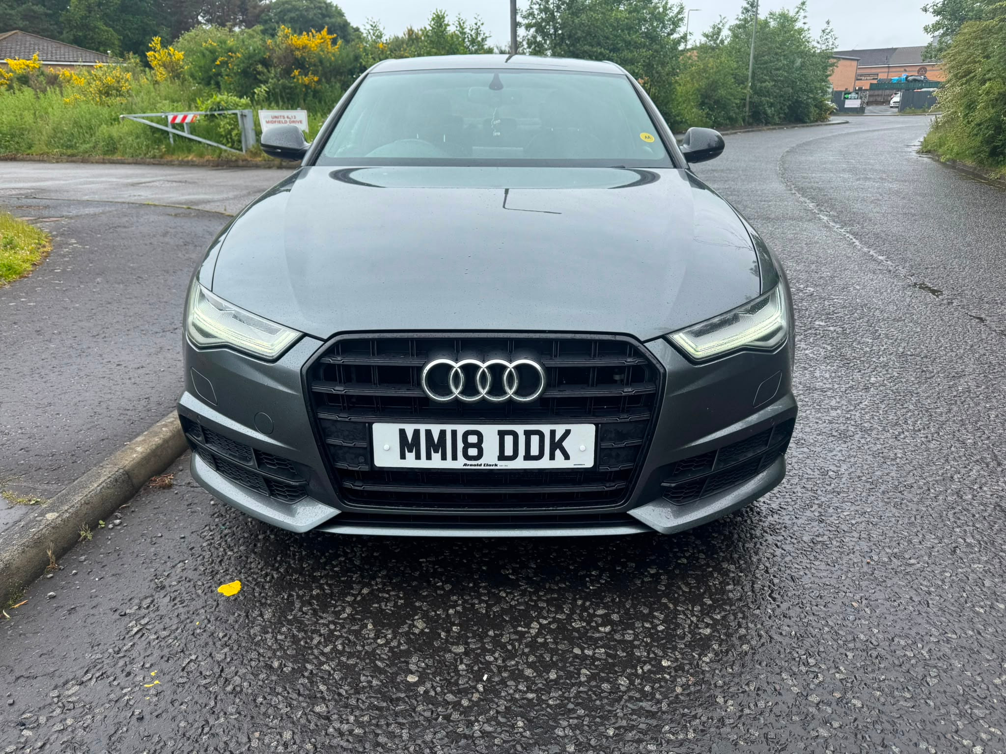 Audi A6 Saloon 2.0 TDI ultra Black Edition Saloon 4dr Diesel S Tronic Euro 6 (s/s) (190 ps) 4dr Automatic 2026