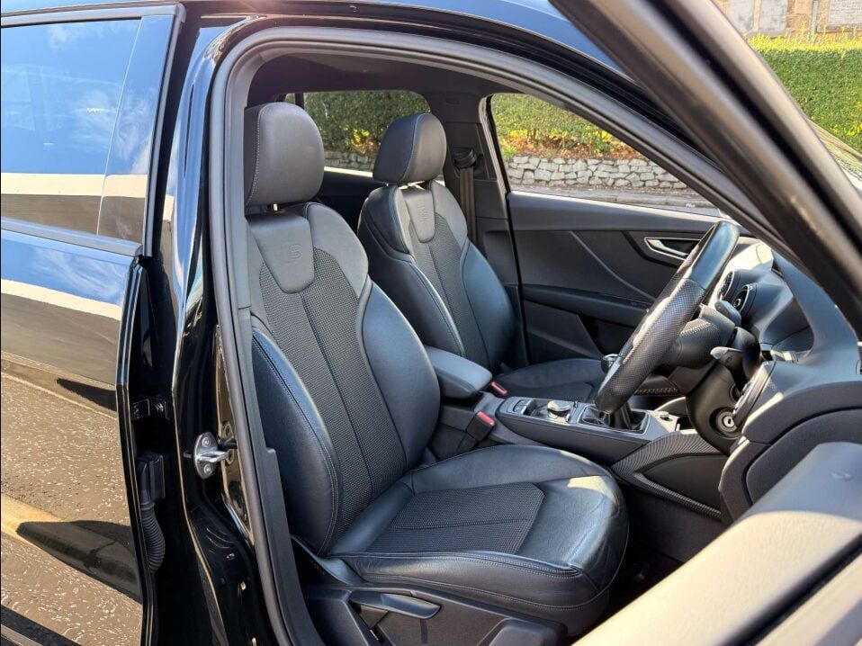 Audi Q2 1.5L S Line 35 TFSI SUV 5dr Petrol Manual Euro 6 (148 bhp) 5dr Manual 2025