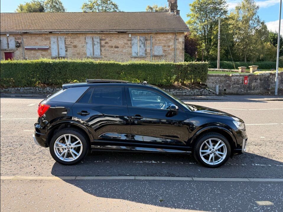 Audi Q2 1.5L S Line 35 TFSI SUV 5dr Petrol Manual Euro 6 (148 bhp) 5dr Manual 2025