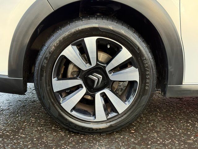 Citroen C3 1.2L Origins PureTech S/S Hatchback 5dr Petrol Manual Euro 6 (82 bhp) 5dr Manual 2025