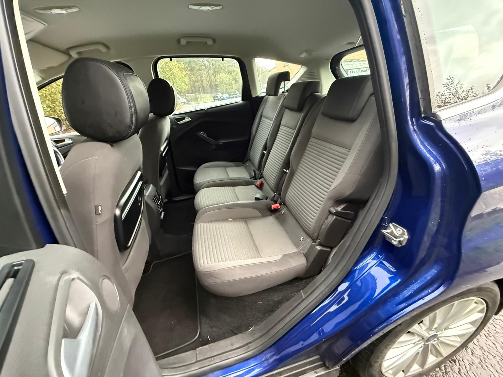 Ford C-Max 1.0L Titanium T MPV 5dr Petrol Manual Euro 6 (123 bhp) 5dr Manual 2025