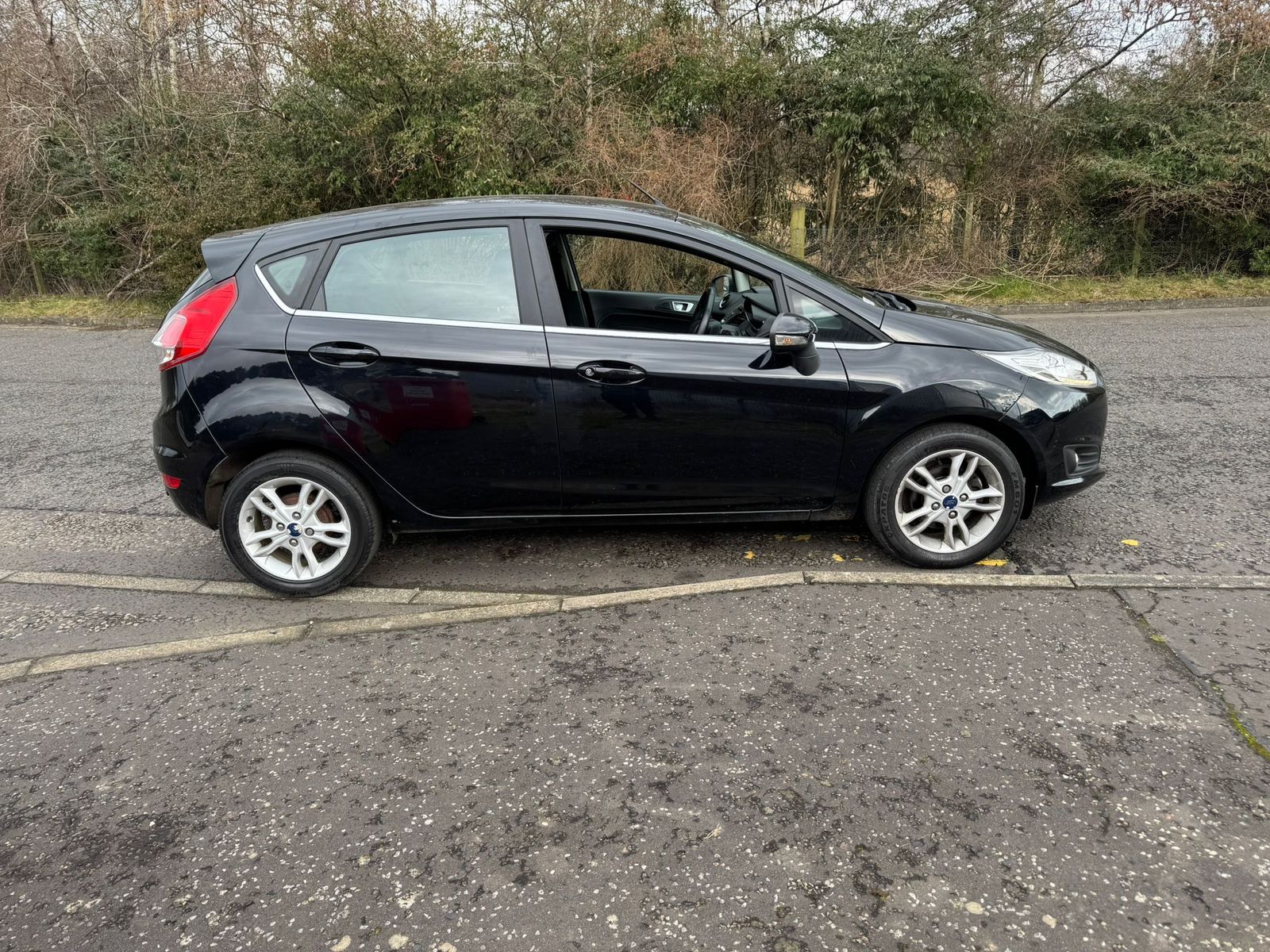 Ford Fiesta 1.0T EcoBoost Zetec Hatchback 5dr Petrol Manual Euro 6 (s/s) (100 ps) 5dr Manual 2026