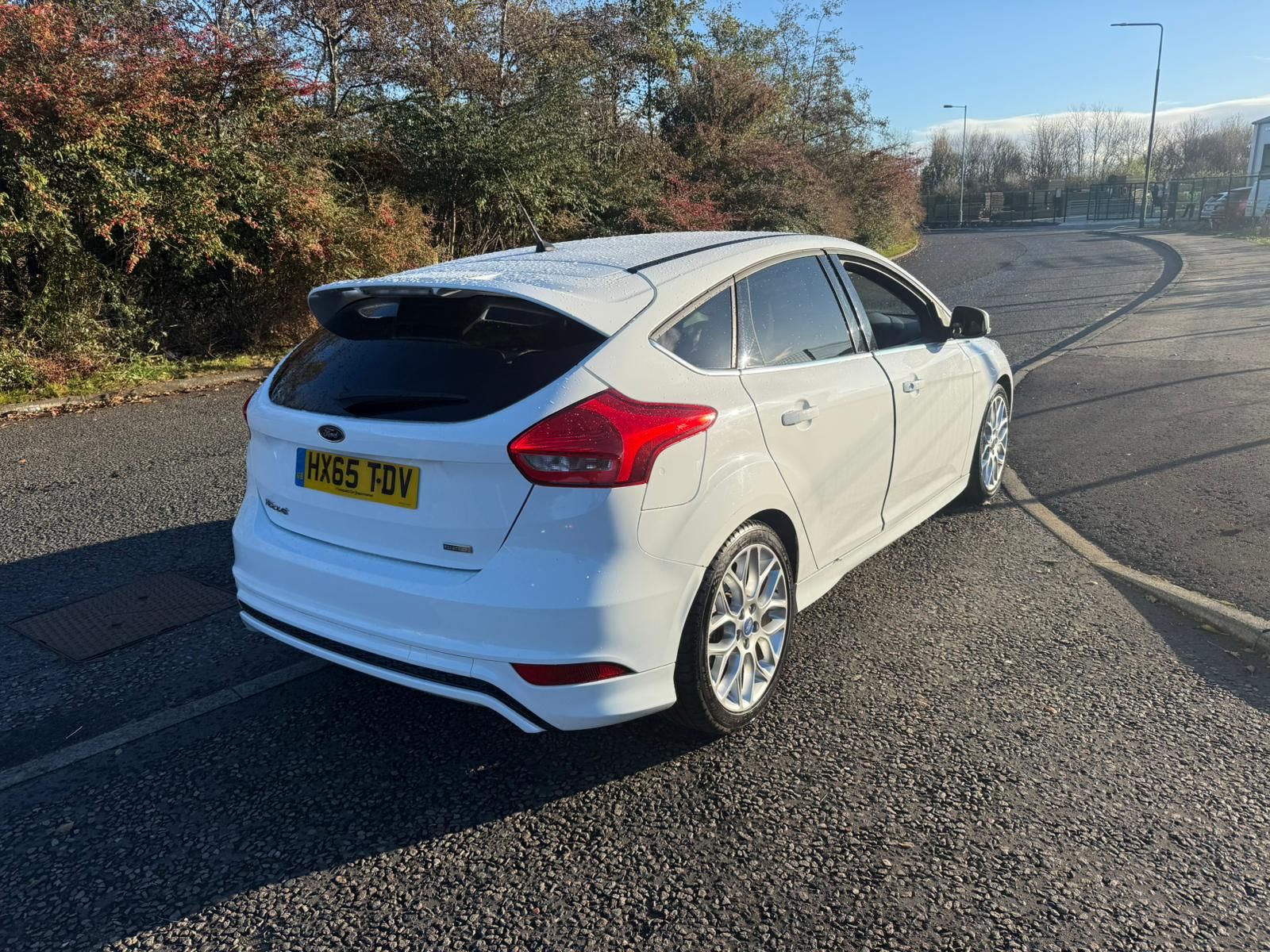 Ford Focus 1.0L Zetec S Hatchback 5dr Petrol Manual Euro 6 (123 bhp) 5dr Manual 2025