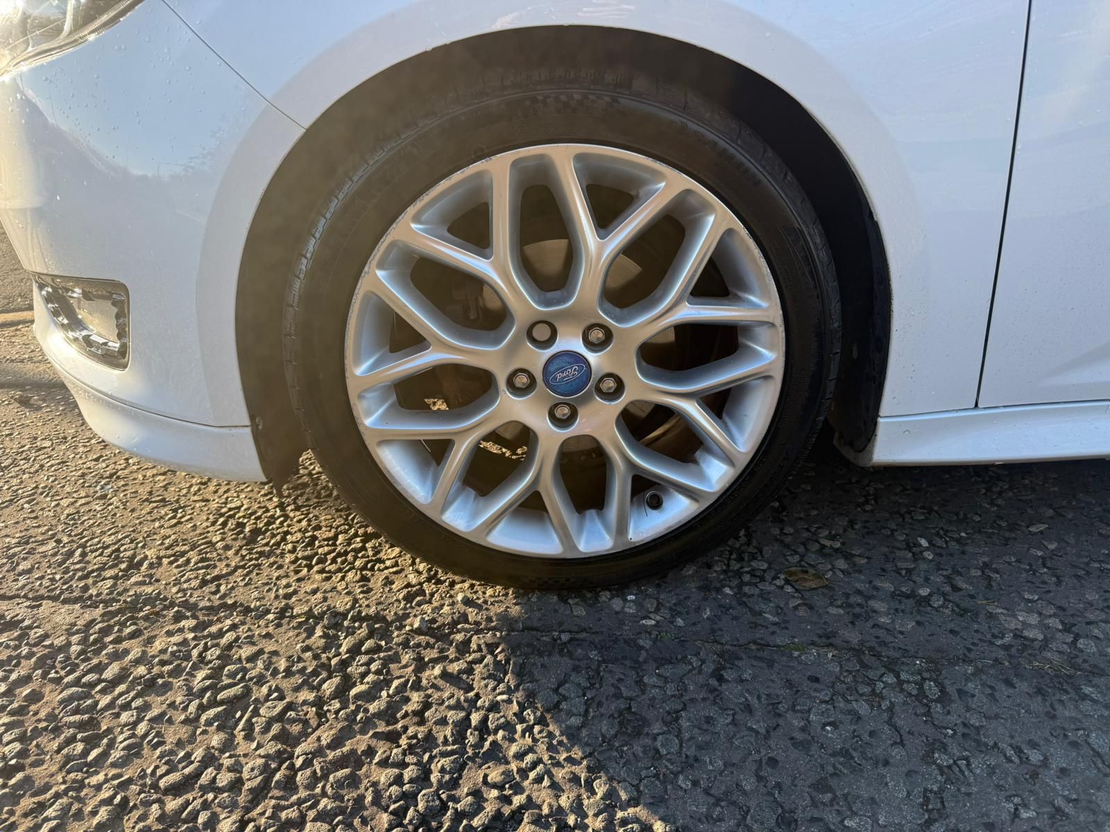 Ford Focus 1.0L Zetec S Hatchback 5dr Petrol Manual Euro 6 (123 bhp) 5dr Manual 2025