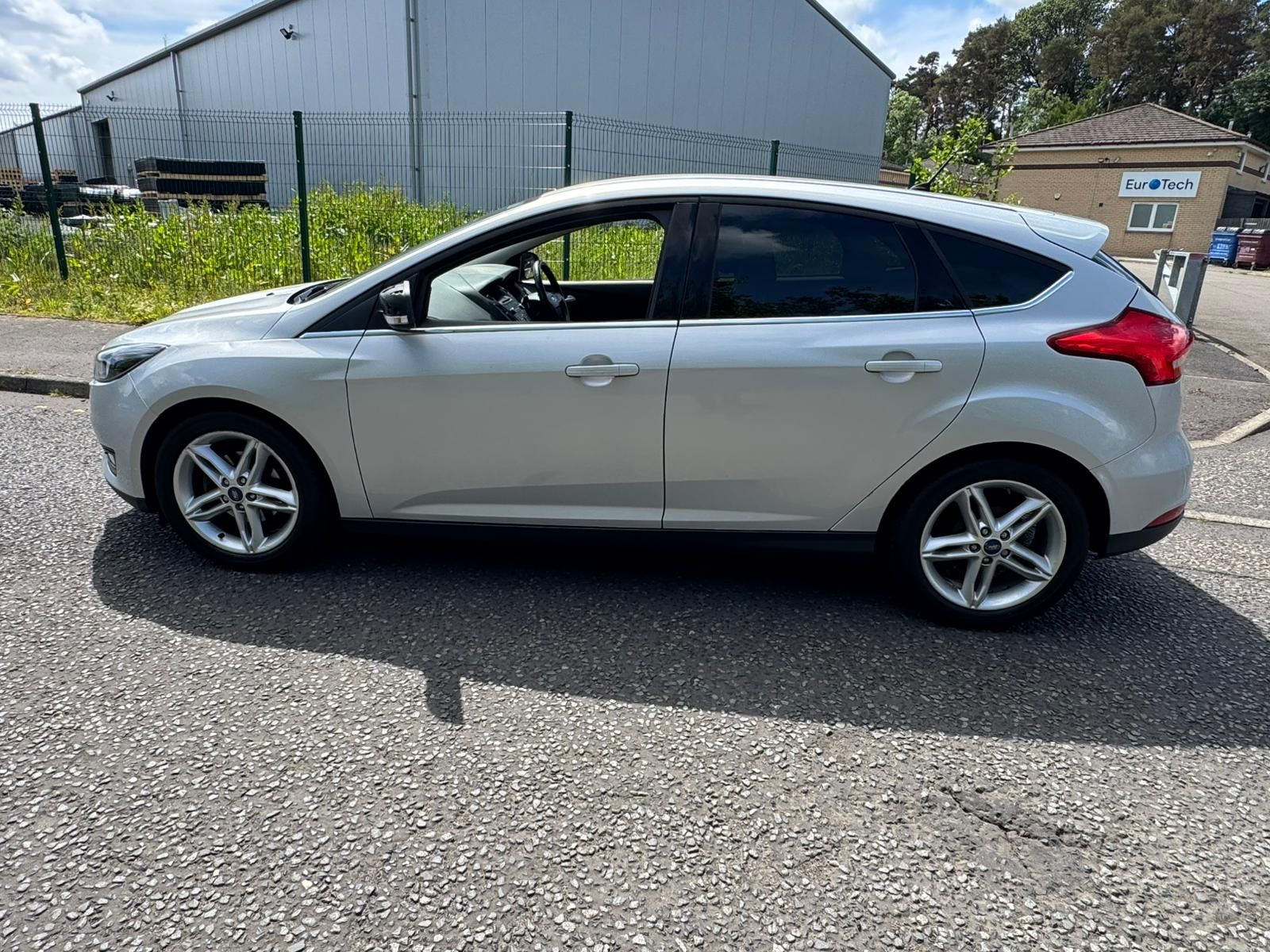 Ford Focus 1.0T EcoBoost Zetec Hatchback 5dr Petrol Manual Euro 6 (s/s) (125 ps) 5dr Manual 2026