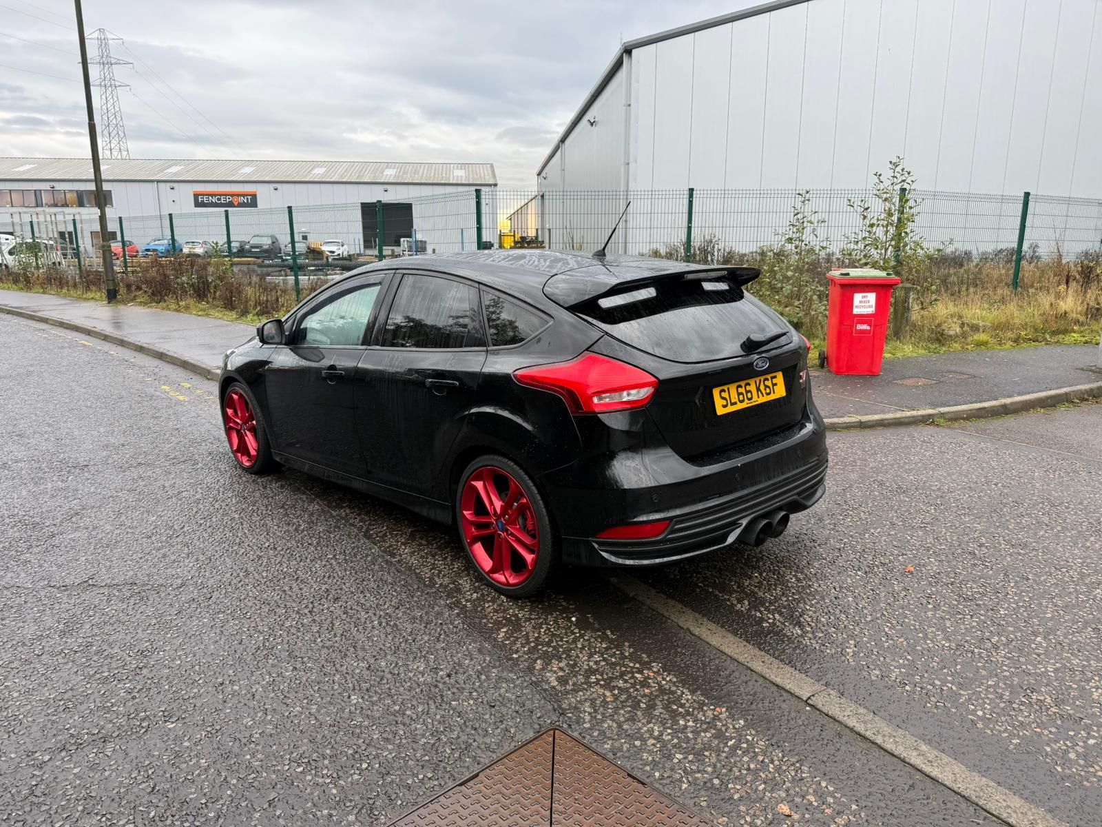 Ford Focus 2.0L ST-3 T Hatchback 5dr Petrol Manual Euro 6 (247 bhp) 5dr Manual 2025