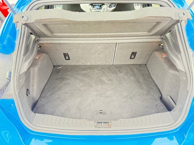 Ford Focus 2.3L RS Hatchback 5dr Petrol Manual Euro 6 (345 bhp) 5dr Manual 2025