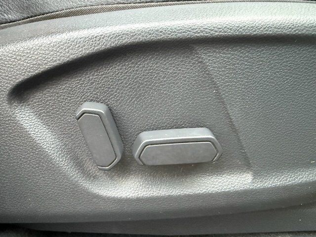 Ford Ranger 3.2L Wildtrak 4x4 Double Cab TDCi Auto 5dr Diesel Automatic Euro 6 (197 bhp) 5dr Automatic 2025