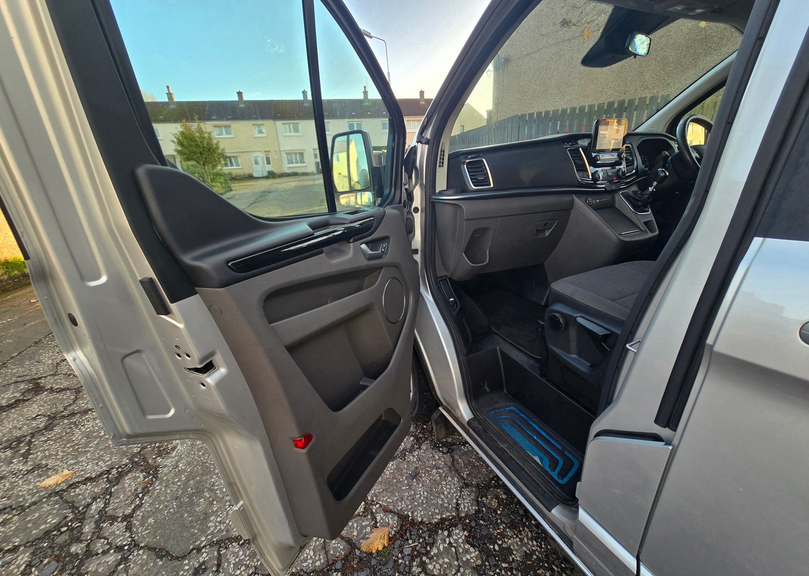 Ford Tourneo Custom 2.0L 320 Titanium EcoBlue 4dr Diesel Manual Euro 6 (182 bhp) 4dr Manual 2025