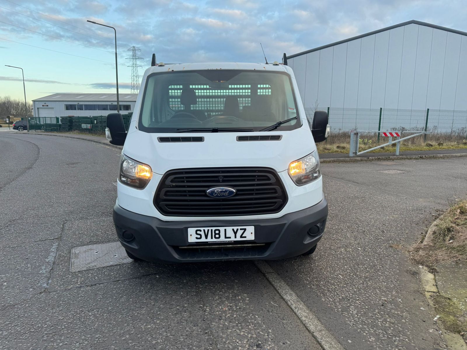 Ford Transit 2.0 350 EcoBlue Chassis Cab 2dr Diesel Manual RWD L2 H1 Euro 6 (DRW) (105 ps) 2dr Manual 2026