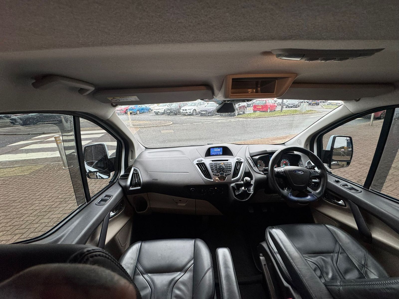 Ford Transit Custom 2.2 TDCi 290 Limited Combi Van 6dr Diesel Manual L1 H1 (191 g/km, 153 bhp) 6dr Manual 2026