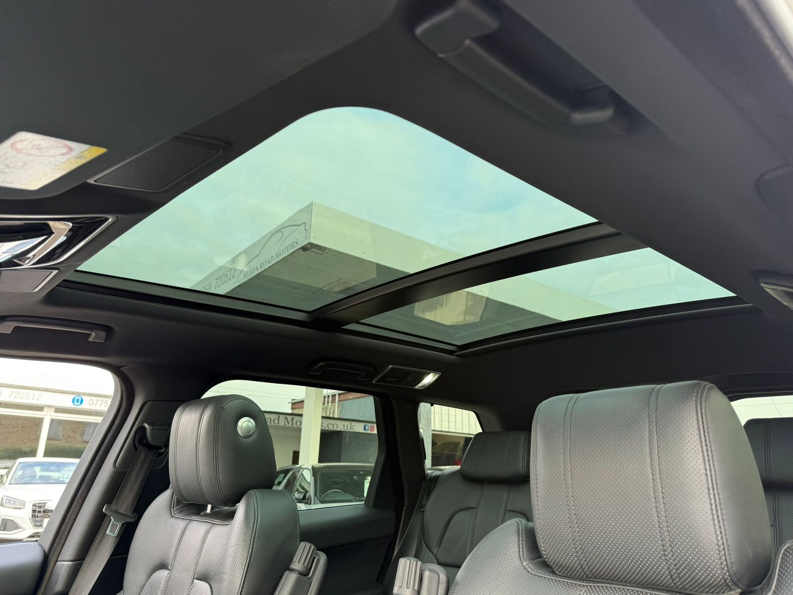 Land Rover Range Rover Sport 3.0L HSE SDV6 Auto SUV 5dr Diesel Automatic Euro 6 (306 bhp) 5dr Automatic 2025