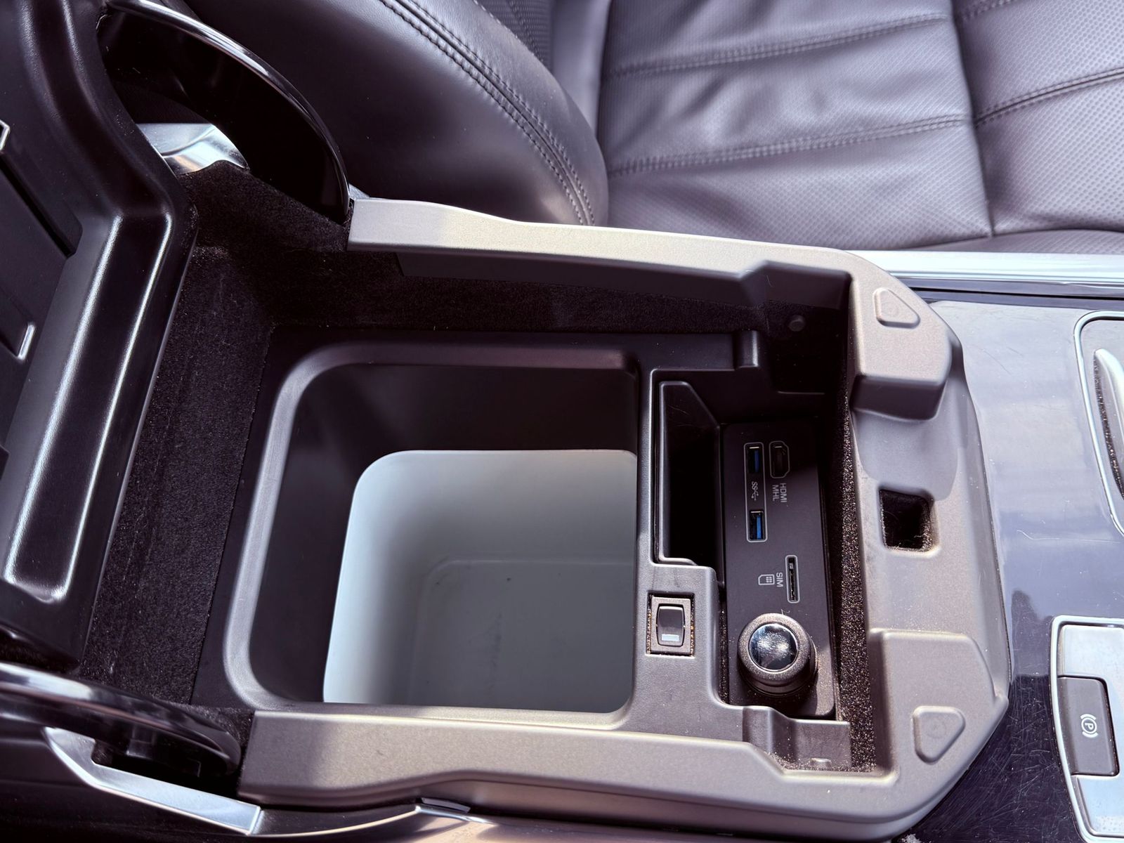 Land Rover Range Rover Sport 3.0L HSE SDV6 Auto SUV 5dr Diesel Automatic Euro 6 (306 bhp) 5dr Automatic 2025