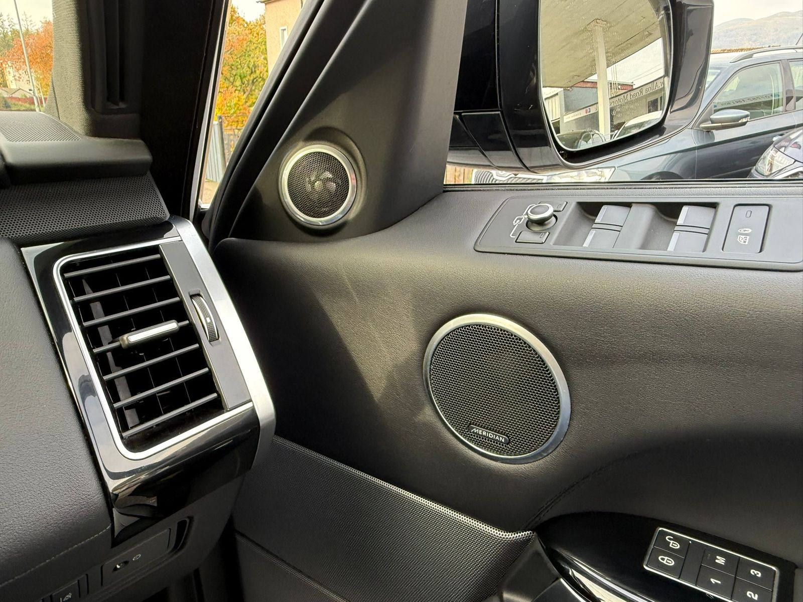 Land Rover Range Rover Sport 3.0L HSE SDV6 Auto SUV 5dr Diesel Automatic Euro 6 (306 bhp) 5dr Automatic 2025