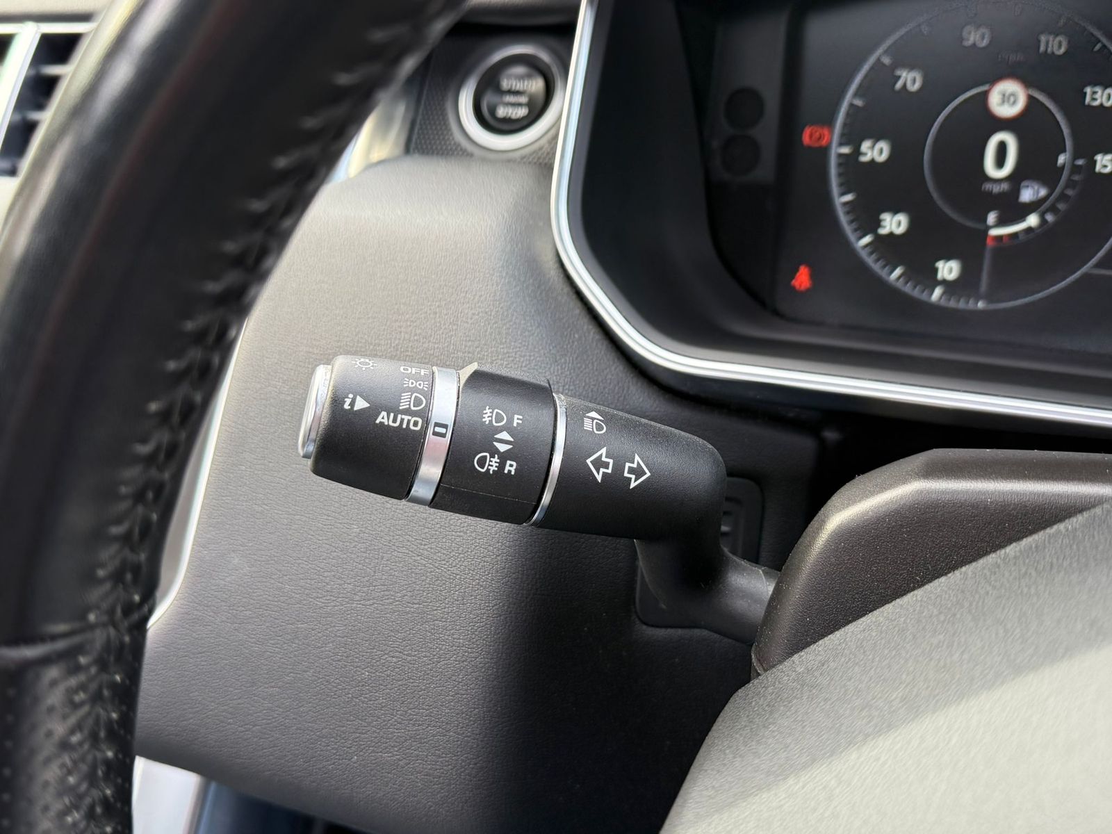 Land Rover Range Rover Sport 3.0L HSE SDV6 Auto SUV 5dr Diesel Automatic Euro 6 (306 bhp) 5dr Automatic 2025