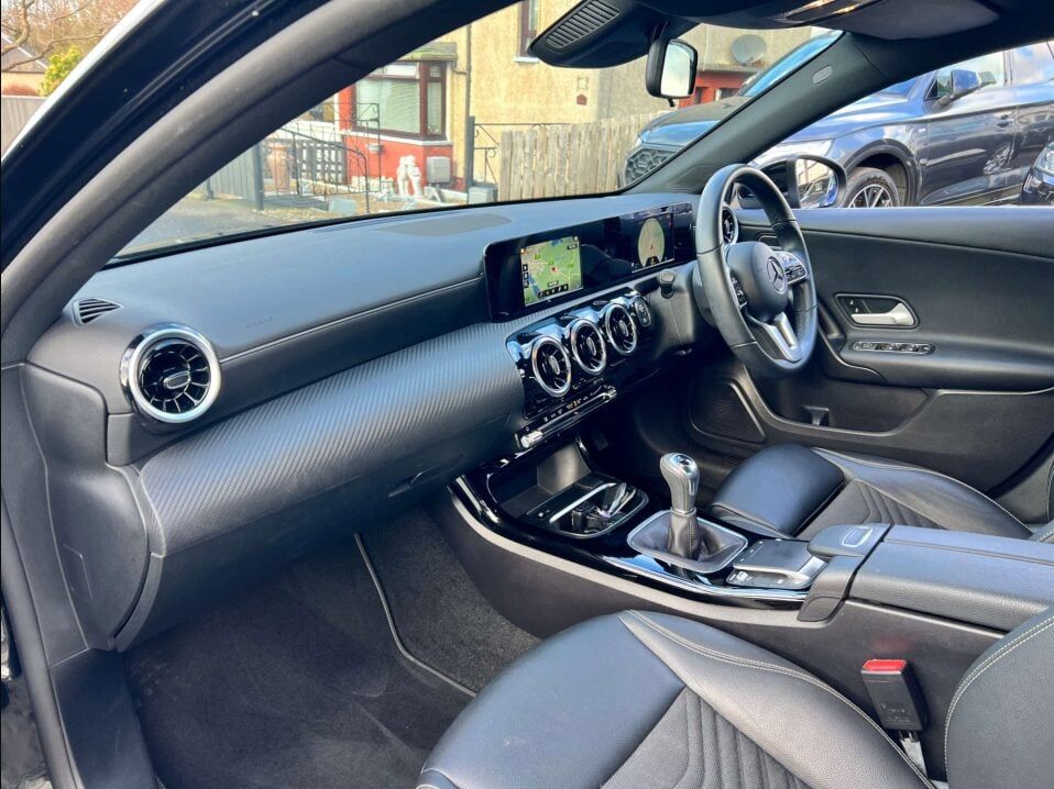 Mercedes-Benz A-CLASS 1.3L A 180 SE Hatchback 5dr Petrol Manual Euro 6 (134 bhp) 5dr Manual 2025