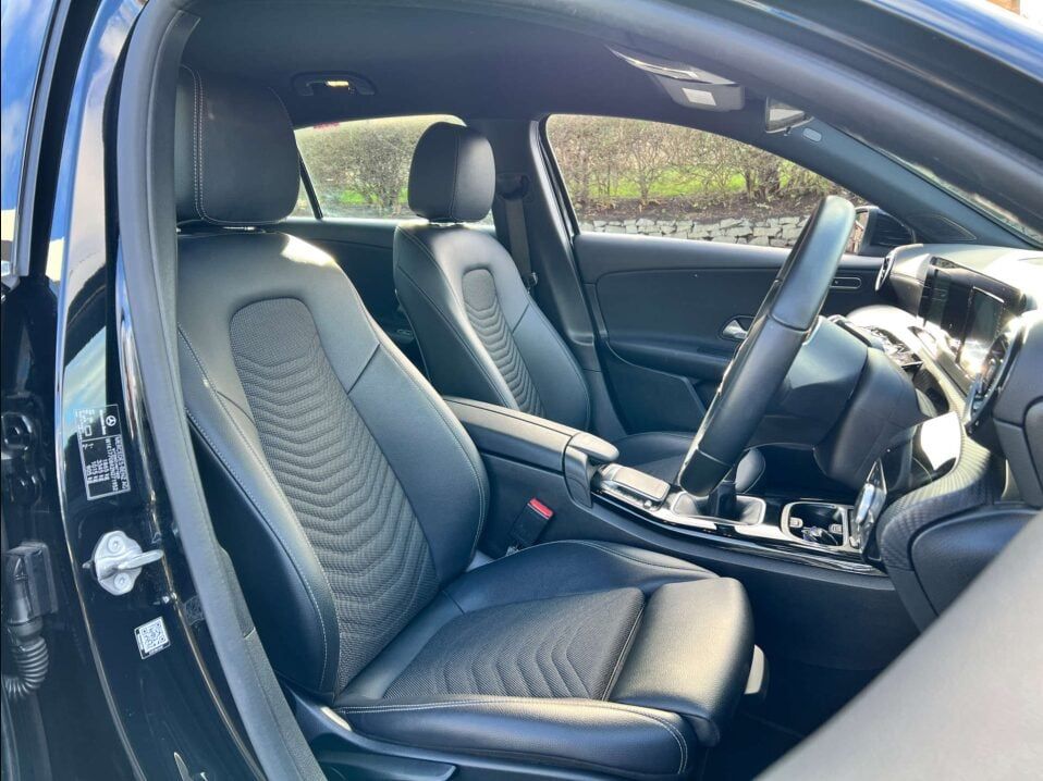 Mercedes-Benz A-CLASS 1.3L A 180 SE Hatchback 5dr Petrol Manual Euro 6 (134 bhp) 5dr Manual 2025