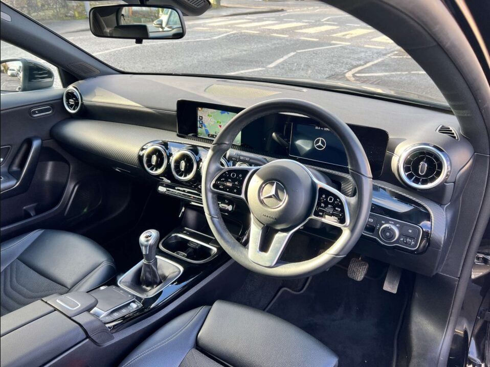 Mercedes-Benz A-CLASS 1.3L A 180 SE Hatchback 5dr Petrol Manual Euro 6 (134 bhp) 5dr Manual 2025