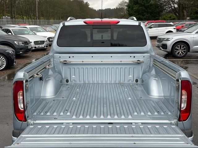 Mercedes-Benz X-class 2.3L X250 Progressive D 4Matic Auto Diesel Automatic Euro 6 (188 bhp) 0dr Automatic 2025