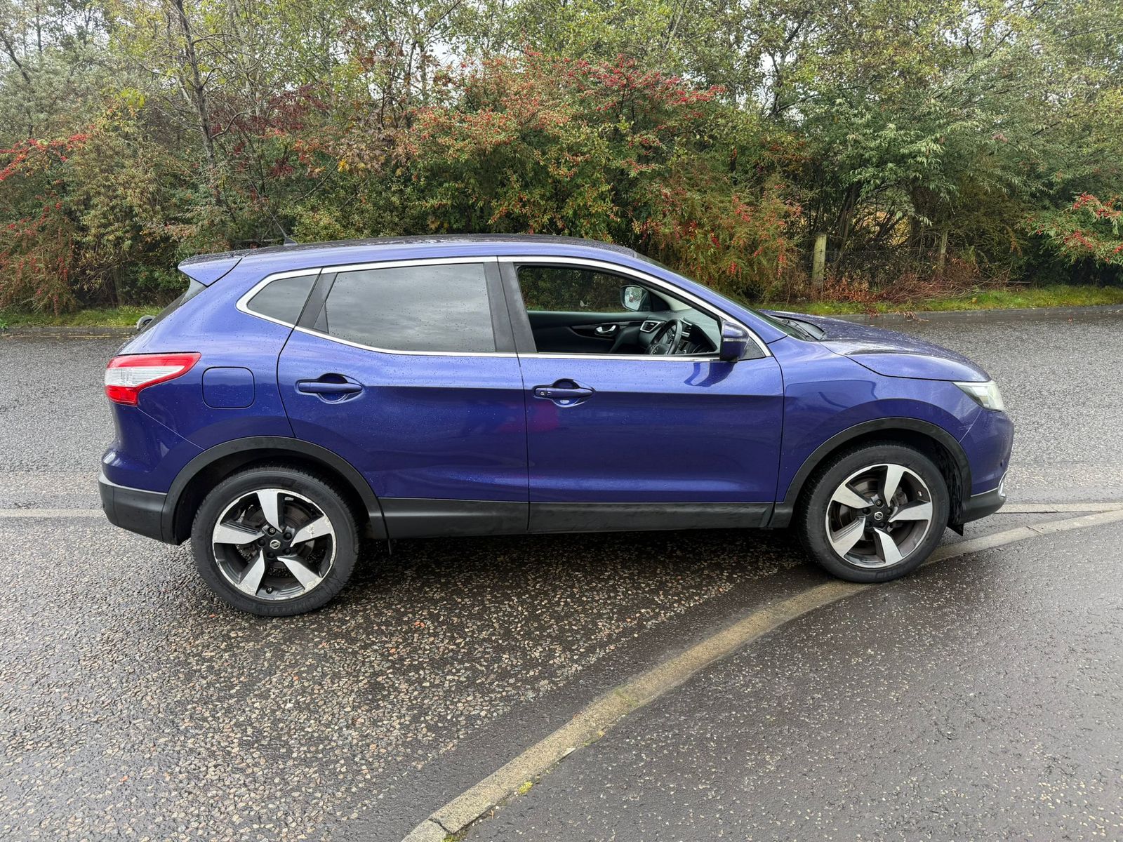 Nissan Qashqai 1.2L N-Tec DiG-T SUV 5dr Petrol Manual Euro 5 (113 bhp) 5dr Manual 2025