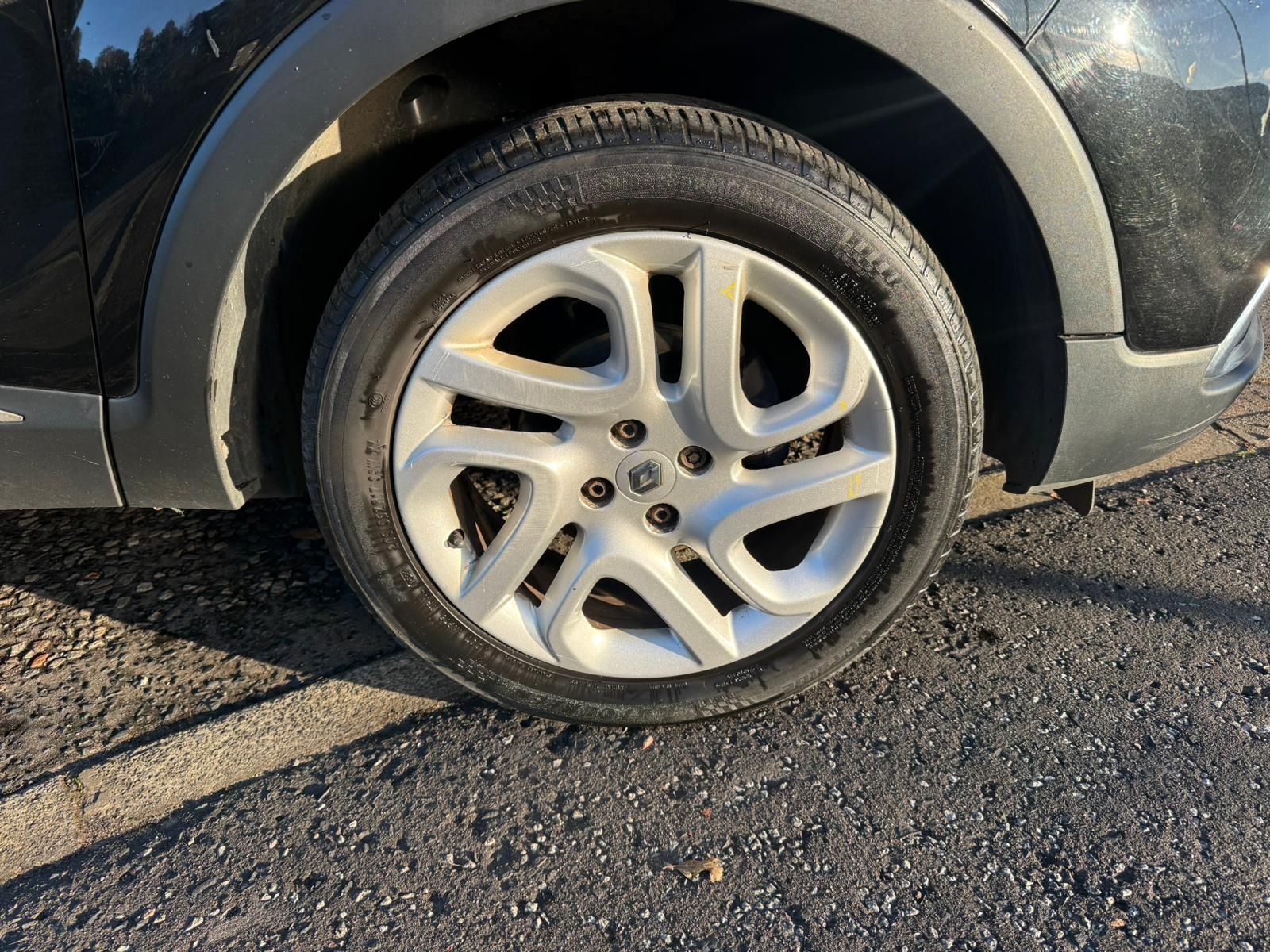 Renault Captur 0.9L Dynamique Nav TCe SUV 5dr Petrol Manual Euro 6 (90 bhp) 5dr Manual 2025