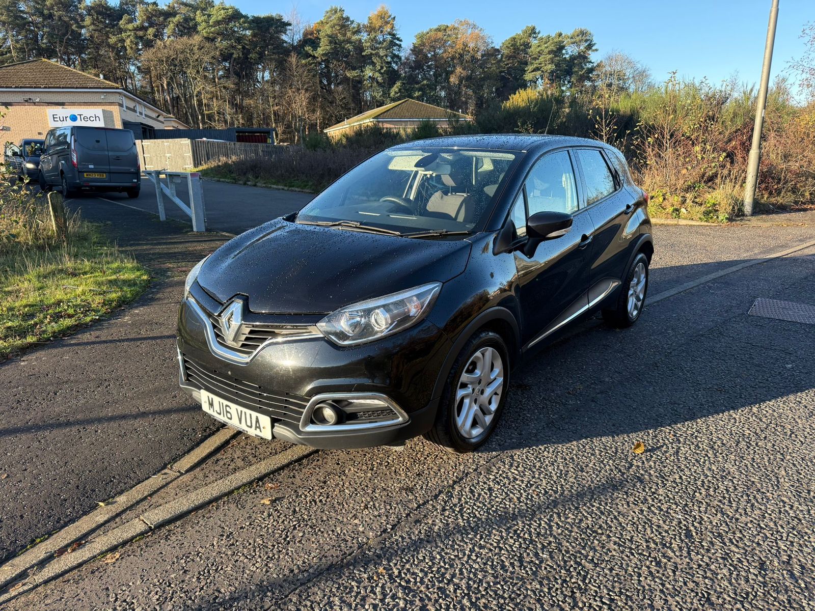 Renault Captur 0.9L Dynamique Nav TCe SUV 5dr Petrol Manual Euro 6 (90 bhp) 5dr Manual 2025