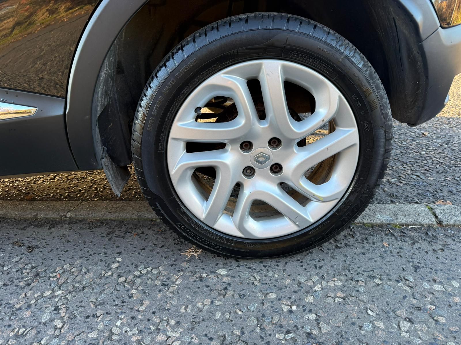 Renault Captur 0.9L Dynamique Nav TCe SUV 5dr Petrol Manual Euro 6 (90 bhp) 5dr Manual 2025